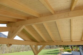 porte-fenetre-volet-bois-remplaces-en-aluminium-04